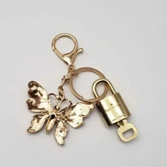 Authentic Louis Vuitton Lock & Key with unbranded Bagcharm, Keycharm 120925 - Picture 4 of 9